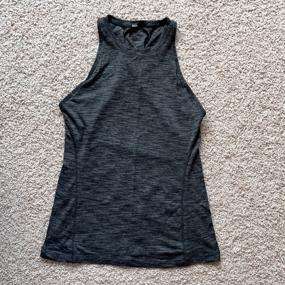 Lululemon &go everywhere tank 6 - Picture 4 of 4